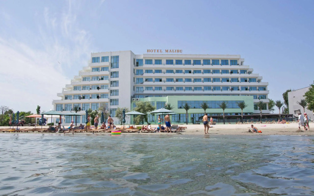 Malibu Hotel