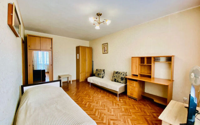Apartment on Entuziastov boulevard 2B