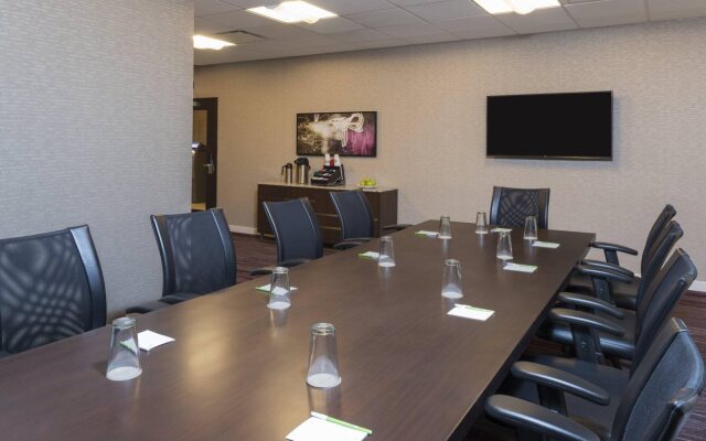 Courtyard Louisville Downtown