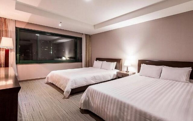 New Hilltop Hotel