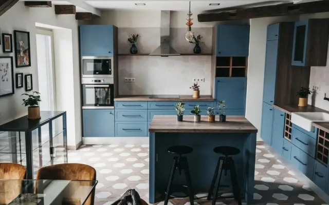Room42 - Suites & Apartments