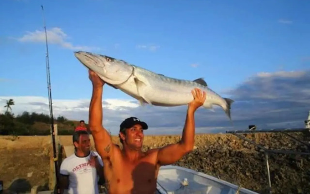 Funky Fish Beach & Surf Resort - Hostel