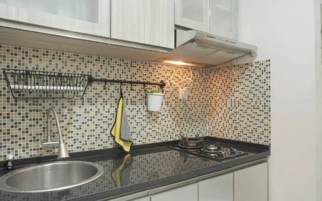Modern Look and Homey Studio Kebayoran Icon Apartment