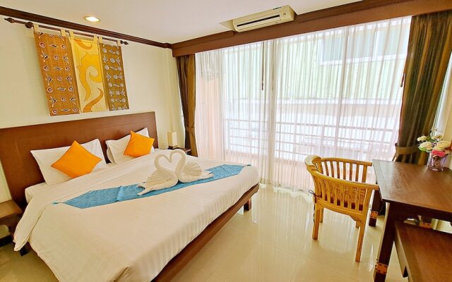 House of Wing Chun Theme Hotel and Restaurant