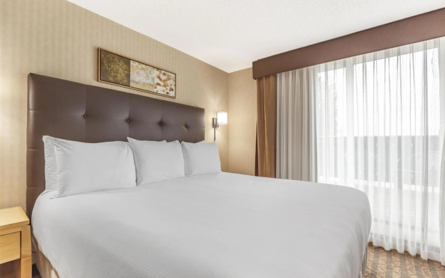 Best Western Cold Lake Inn