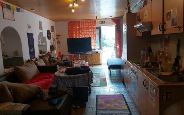 Ruhiges Keller Apartement