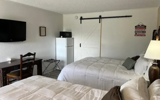 Ball Parks Inn