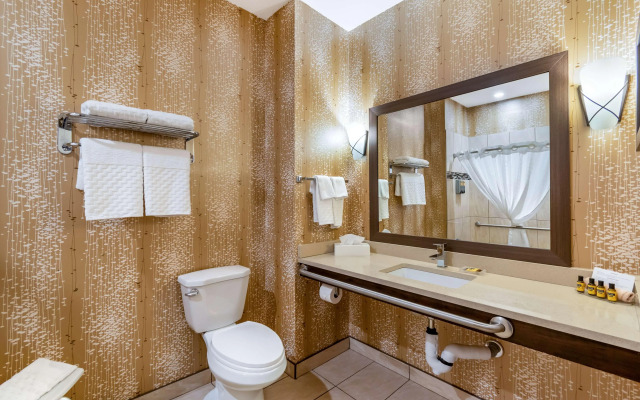 Best Western Plus Kindersley Hotel