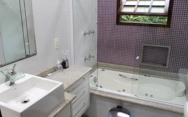 Casa Incrível em Nova Friburgo - Espaço Humedica