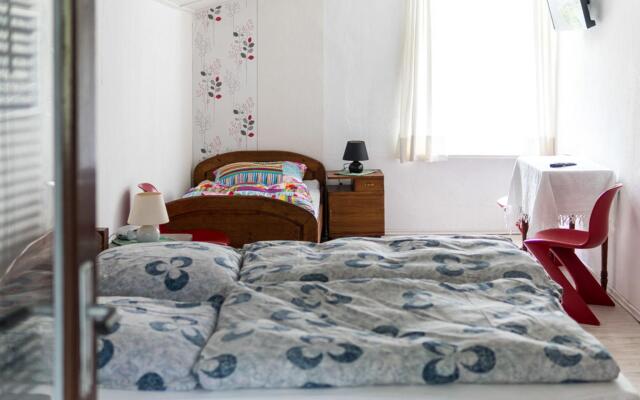 Lake View Apartment in Klein Pravtshagen near Seabeach with Garden