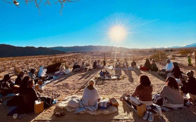 Desert WAY Ranch Oasis Hideaway