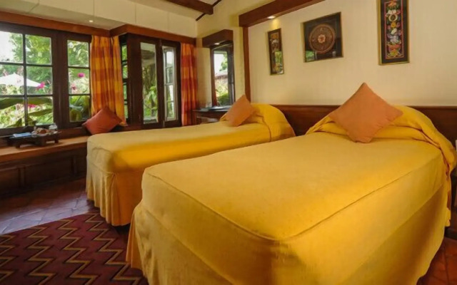 Fish Tail Lodge