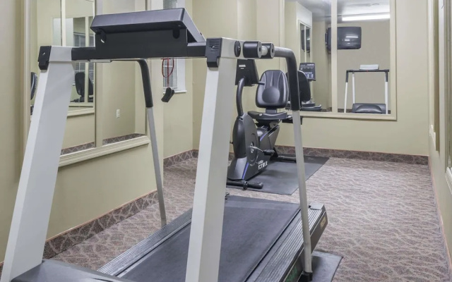 Microtel Inn And Suites Philadelphia