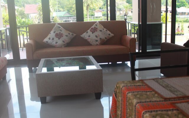 Saranya River House