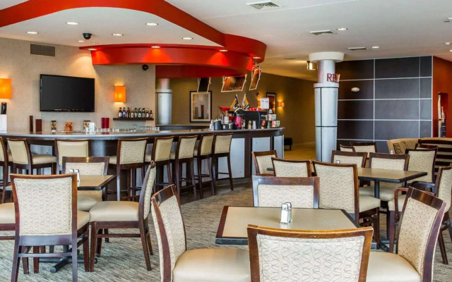 Cambria Suites Appleton