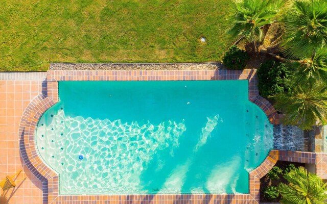 Moonshine by Avantstay