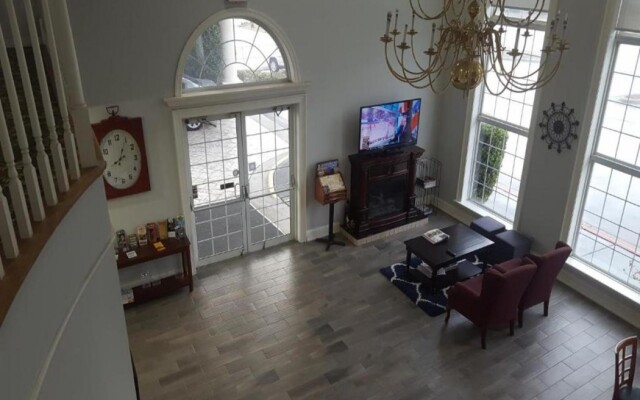 Days Inn By Wyndham Branson Near Theatre District