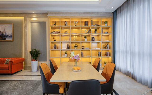 Vienna Hotel (Hezhou Xindu)