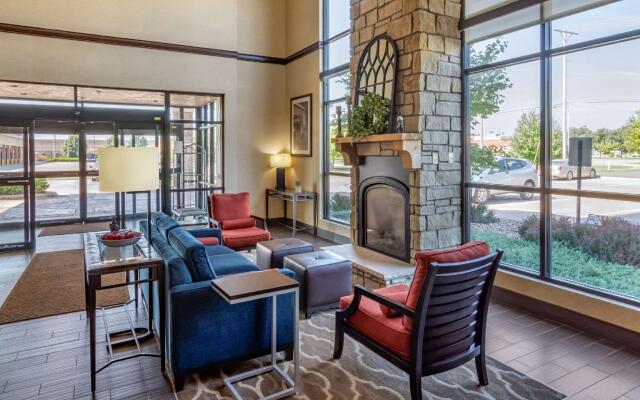 Comfort Suites Manhattan