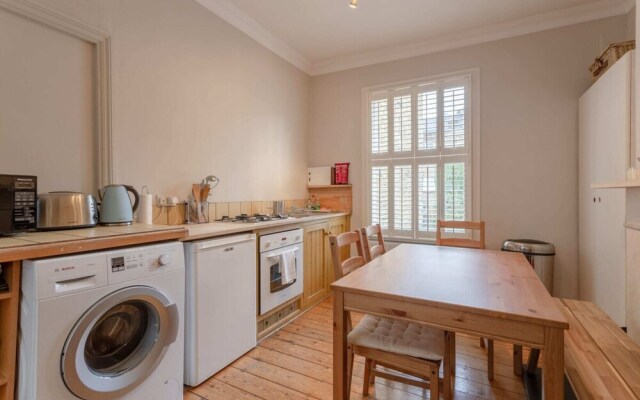 Charming Two Bedroom Home in West London