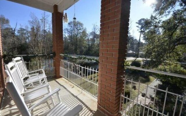 Woodridge Bed and Breakfast of Louisiana