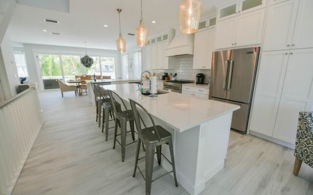 Reef Romance Apartment 4