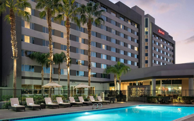 Bakersfield Marriott at the Convention Center