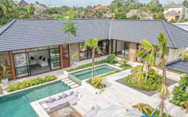 Villa The Kayu by GORO