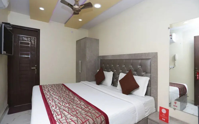 OYO 13455 Rama Krishna Hotel