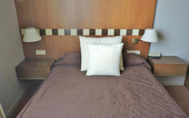 Las Yucas Tradición S.L.