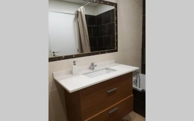 Ria Center Apartment - Right