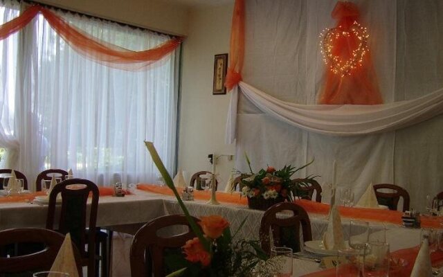 Nereus Park Hotel