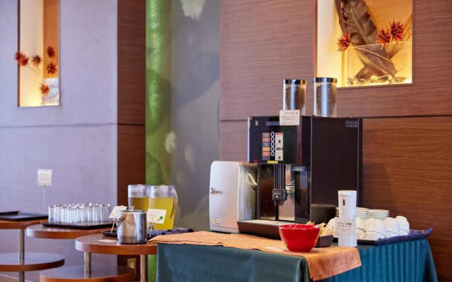 Okinawa NaHaNa Hotel & Spa
