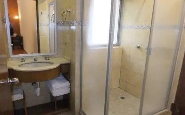 Suites Corporativas Hegel 335