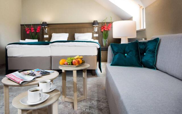 Hotel Szary Residence