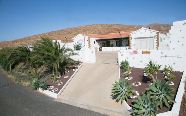 Villa With 4 Bedrooms in Las Palmas, With Wonderful Mountain View, Private Pool, Enclosed Garden - 20 km From the Beach