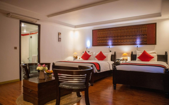 La Rose Suites