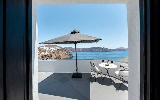 Pearl of Caldera Oia Boutique Hotel