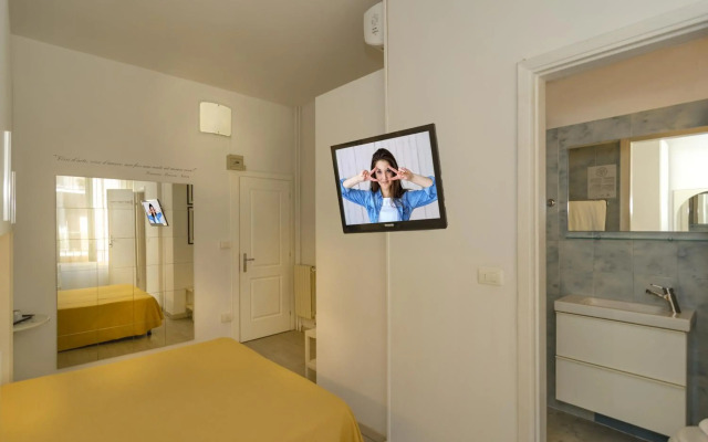 City Hotel