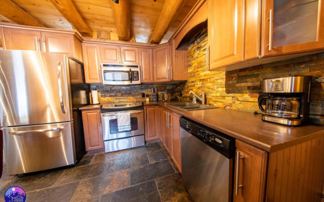 Chalet Le St-Côme - SPA- Billard- PISCINE by Galaxia