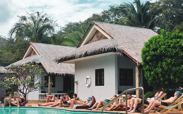 Phuwadee Resort & Spa