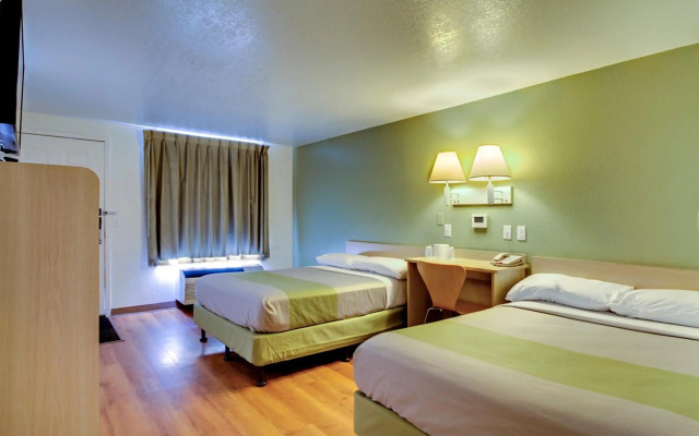 Rodeway Inn