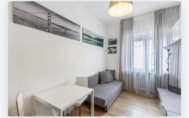 Queen East Verona apartments