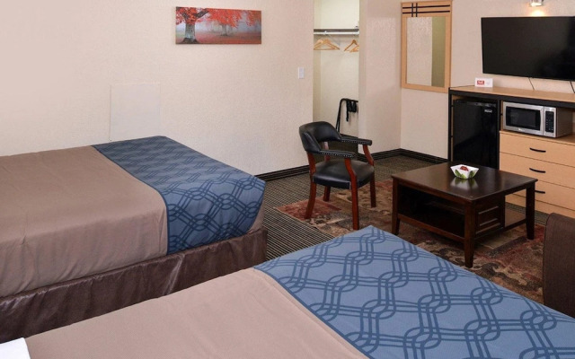 Econo Lodge Rochester I-90 & I-390
