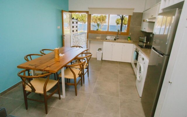 Elya Beach Luxury Suites
