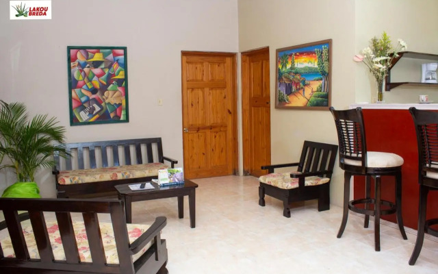 Bungalow Hotel Lakou Breda