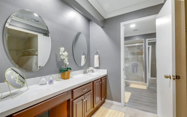 Valrico Vacation Rental 15 Mi to Tampa