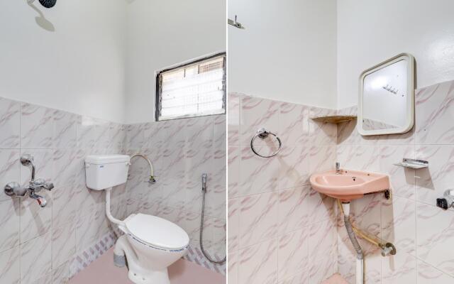 SPOT ON 77742 Royal Rest Rooms