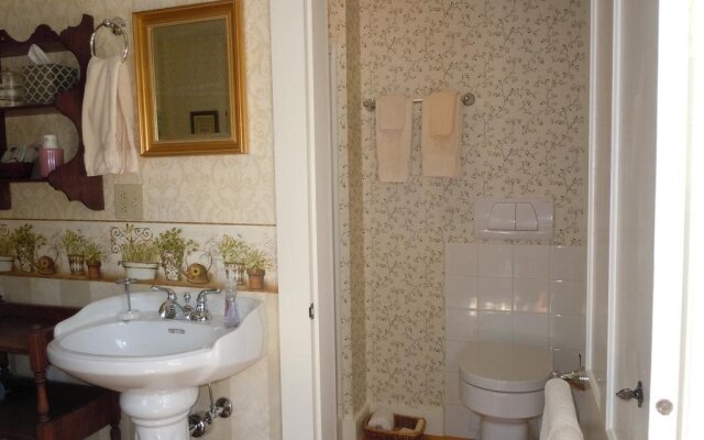 Fitch Hill Inn