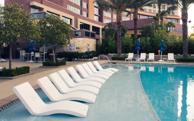 Club Wyndham Desert Blue